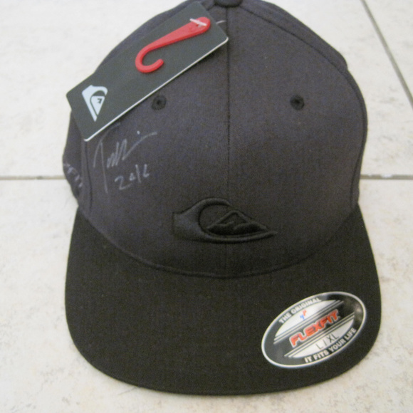 QUIKSILVER BLACK HAT SIGNED BY SNOWBOARDER L / XL - Picture 5 of 6